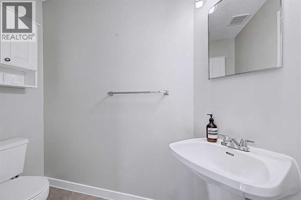 339 Coverdale Court Ne, Calgary, Alberta  T3K 4J8 - Photo 18 - A2301351