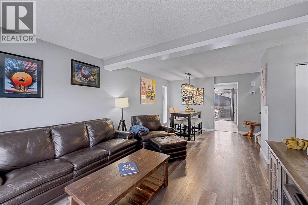 339 Coverdale Court Ne, Calgary, Alberta  T3K 4J8 - Photo 6 - A2301351