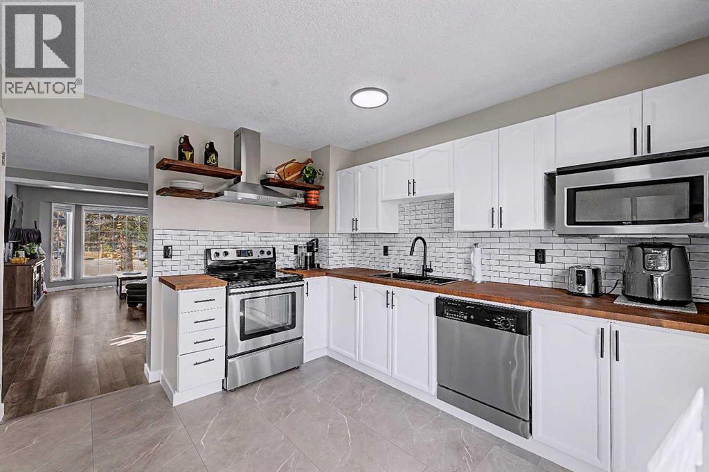 339 Coverdale Court Ne, Calgary, Alberta  T3K 4J8 - Photo 14 - A2301351