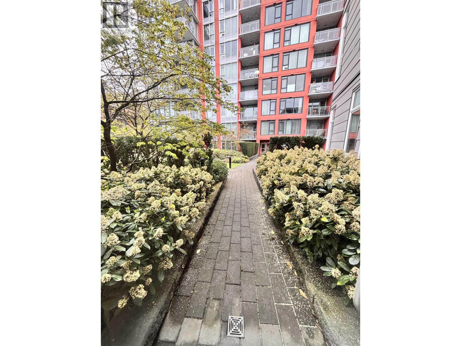 302 3263 Pierview Crescent, Vancouver, British Columbia  V5S 0C3 - Photo 21 - R3112270