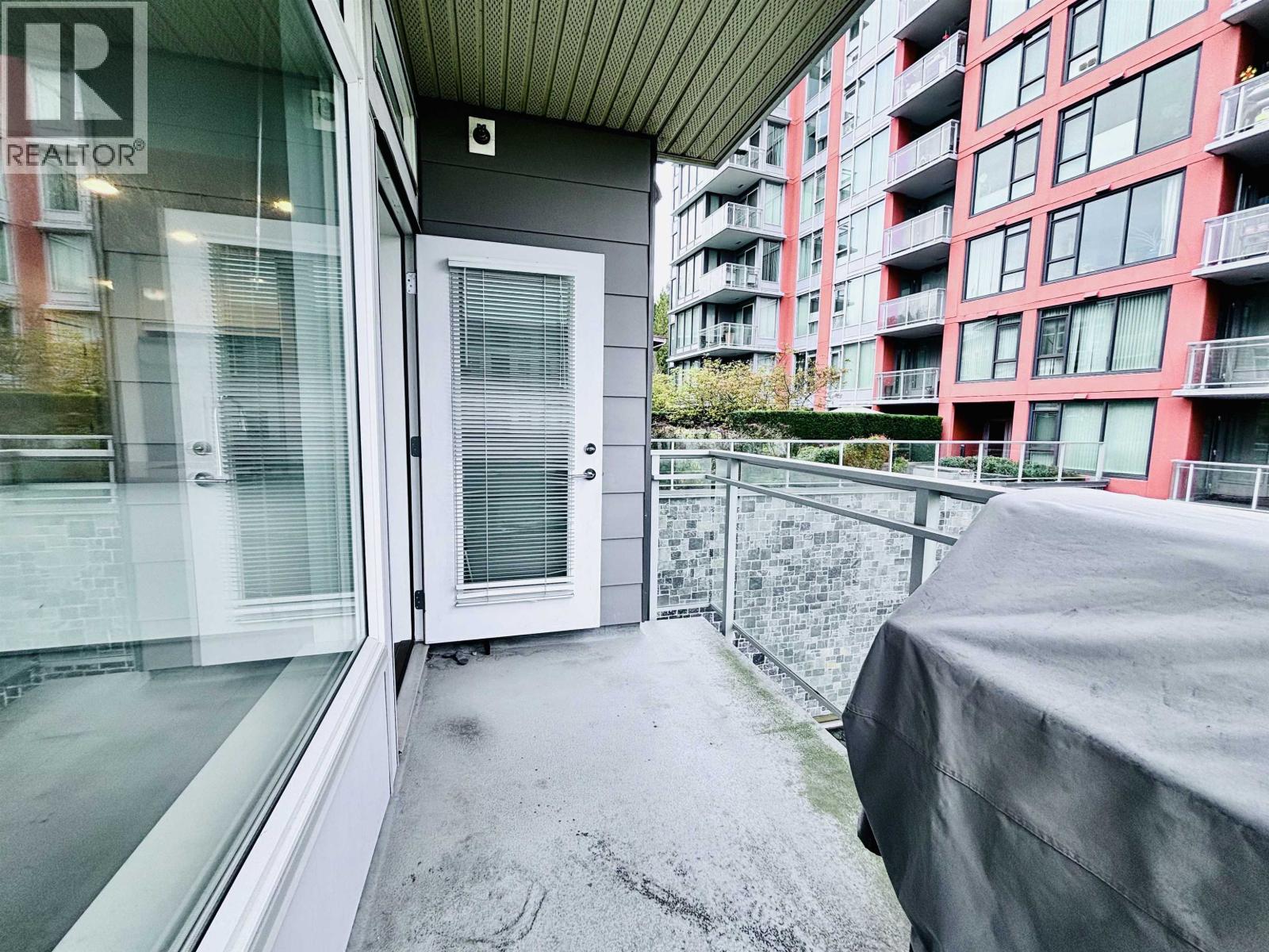 302 3263 Pierview Crescent, Vancouver, British Columbia  V5S 0C3 - Photo 6 - R3112270