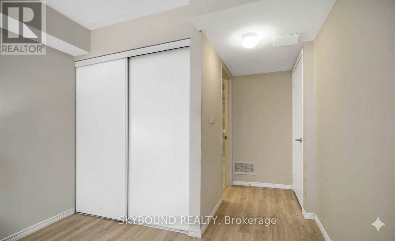 35 Sunrise Drive, Markham, Ontario  L3R 1A1 - Photo 15 - N12974474