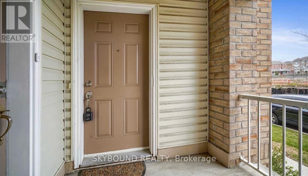 35 Sunrise Drive, Markham, Ontario  L3R 1A1 - Photo 21 - N12974474