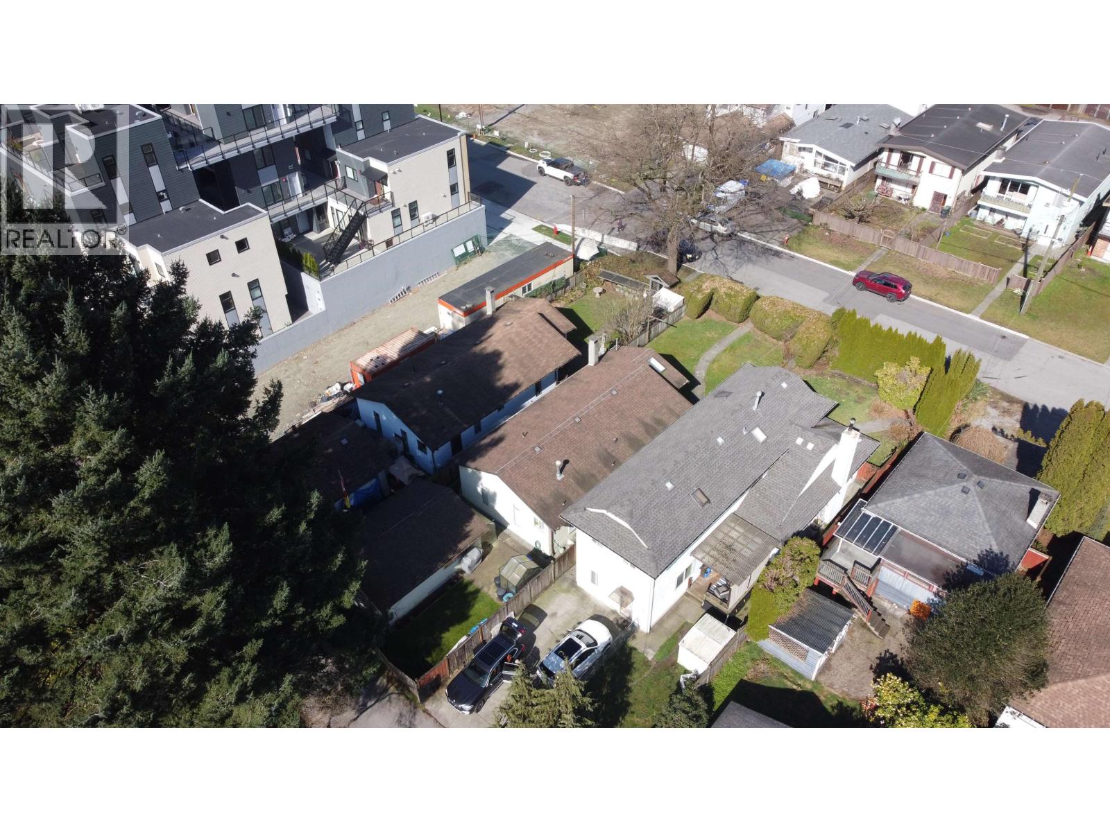 1551 Rupert Street, North Vancouver, British Columbia  V7J 1G3 - Photo 6 - R3103367