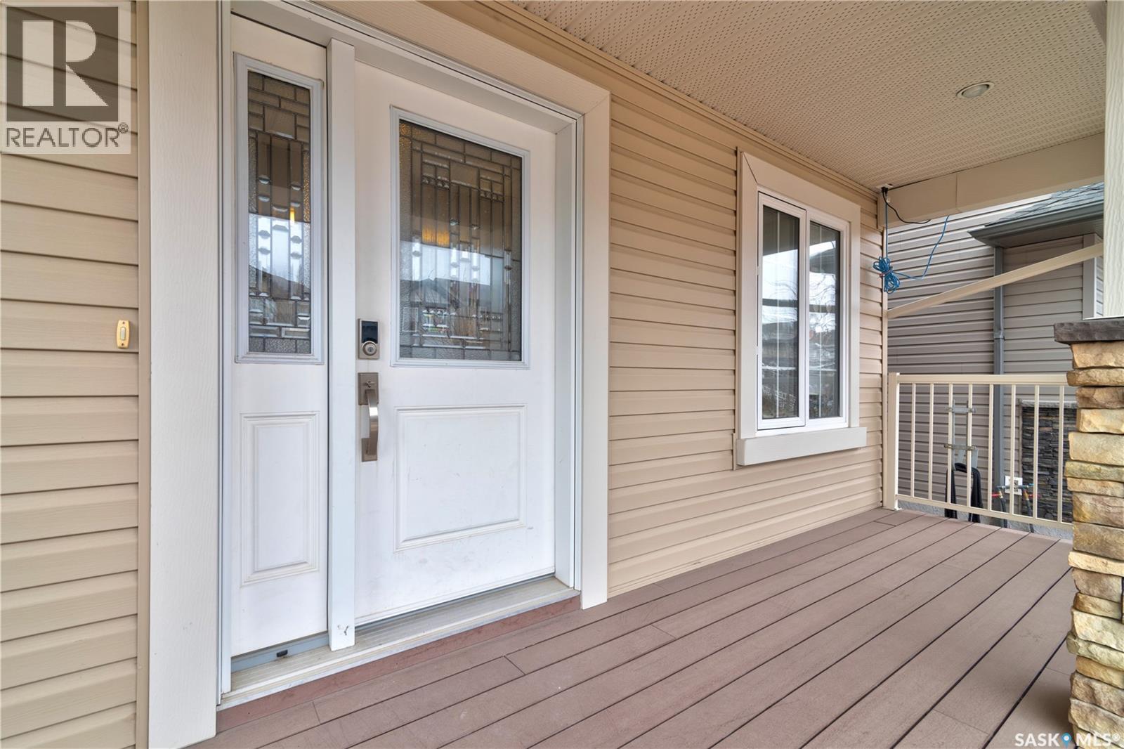 8717 Archer Lane, Regina, Saskatchewan  S4Y 0B9 - Photo 3 - SK033019