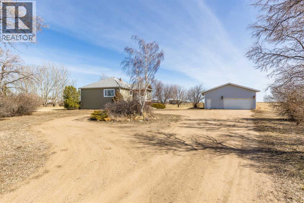 7105 Township Road 124, Rural Cypress County, Alberta  T1B 0K9 - Photo 3 - A2301324