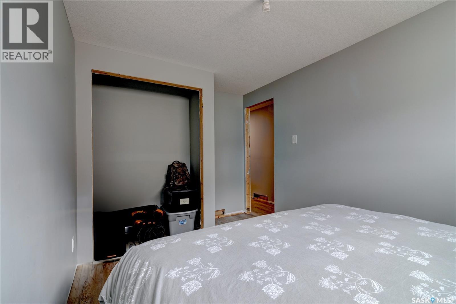 8717 Archer Lane, Regina, Saskatchewan  S4Y 0B9 - Photo 34 - SK033019