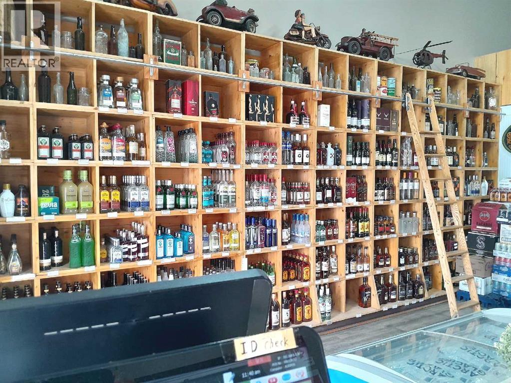 123 Shell Gas & Liquor Street, Rocky Mountain House, Alberta  T4T 0A5 - Photo 11 - A2209062