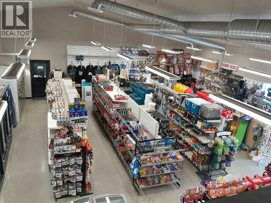 123 Shell Gas & Liquor Street, Rocky Mountain House, Alberta  T4T 0A5 - Photo 15 - A2209062