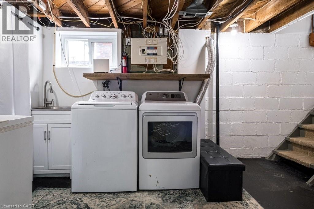 48 Longwood Road S, Hamilton, Ontario  L8S 1S5 - Photo 30 - 40821464