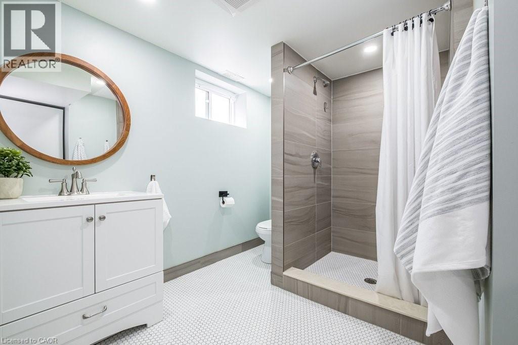 48 Longwood Road S, Hamilton, Ontario  L8S 1S5 - Photo 29 - 40821464