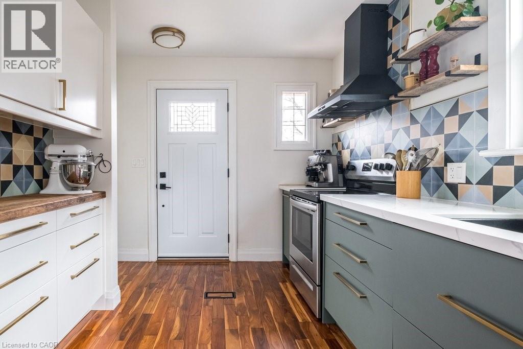 48 Longwood Road S, Hamilton, Ontario  L8S 1S5 - Photo 6 - 40821464