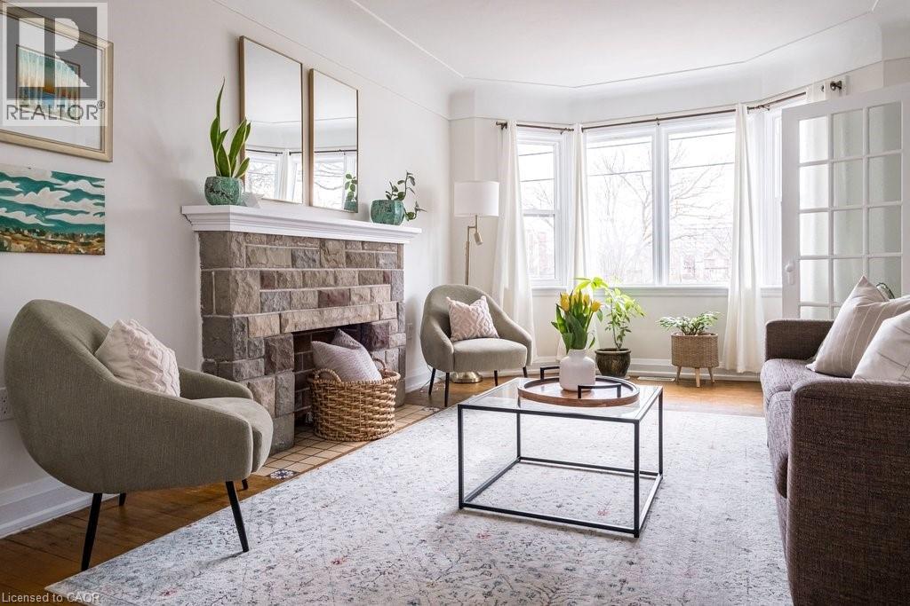 48 Longwood Road S, Hamilton, Ontario  L8S 1S5 - Photo 12 - 40821464