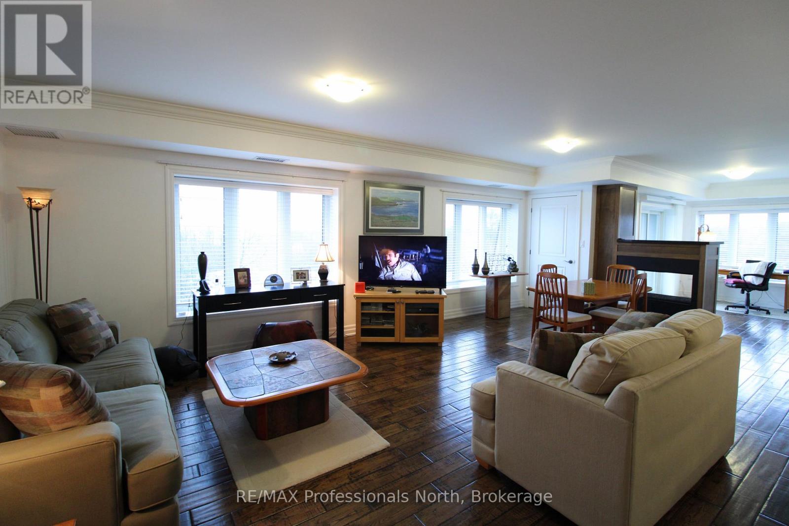 402 - 26 Dairy Lane, Huntsville, Ontario  P1H 0A4 - Photo 8 - X13007402