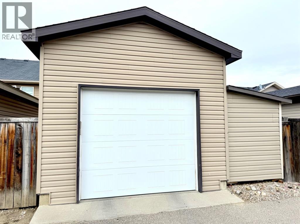 66 Haru Moriyama Road N, Lethbridge, Alberta  T1H 5R6 - Photo 28 - A2289614