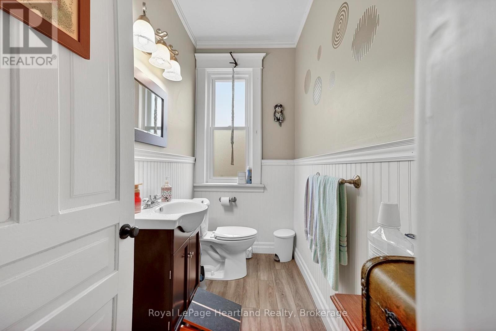 14 Elgin Avenue E, Goderich, Ontario  N7A 1K2 - Photo 16 - X13007406