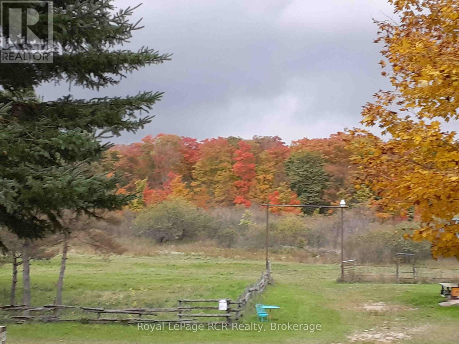 174715 Mulock Road, West Grey, Ontario  N0G 1S0 - Photo 2 - X13007428