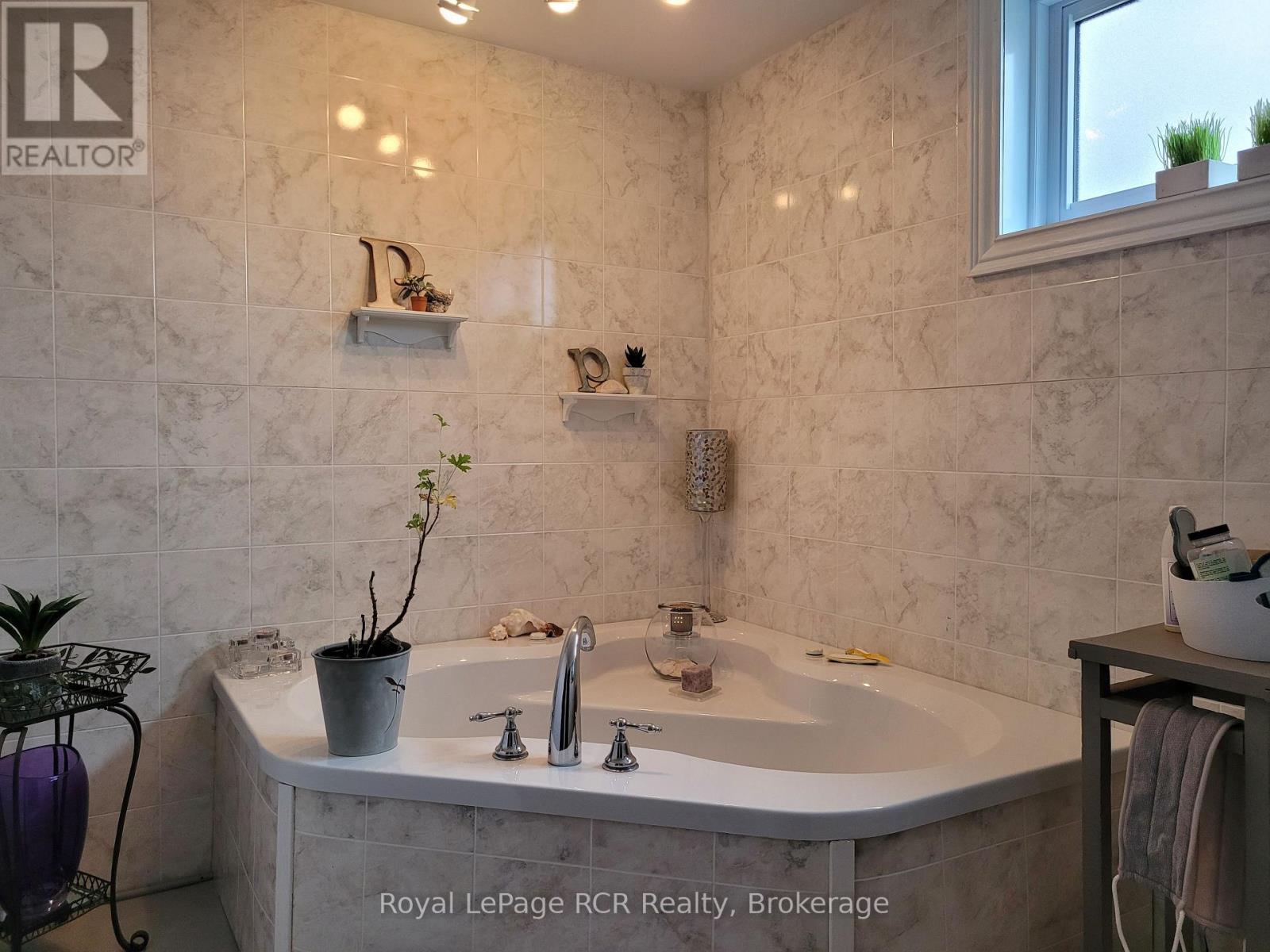 174715 Mulock Road, West Grey, Ontario  N0G 1S0 - Photo 25 - X13007428