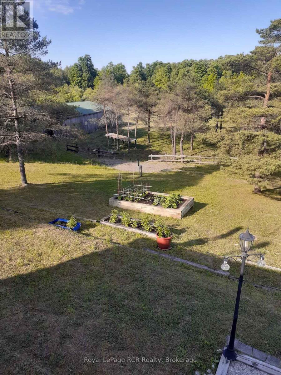 174715 Mulock Road, West Grey, Ontario  N0G 1S0 - Photo 7 - X13007428