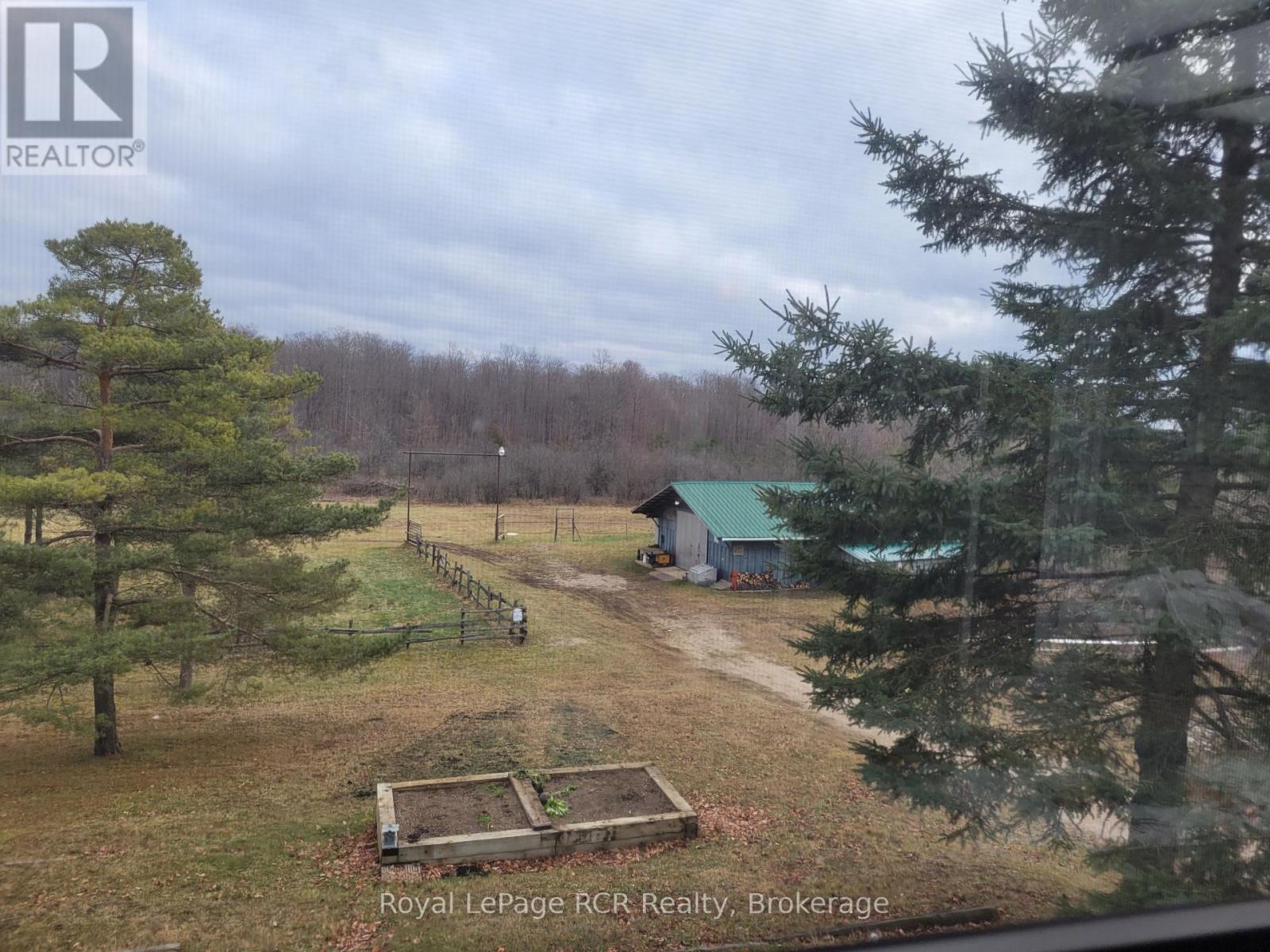 174715 Mulock Road, West Grey, Ontario  N0G 1S0 - Photo 8 - X13007428