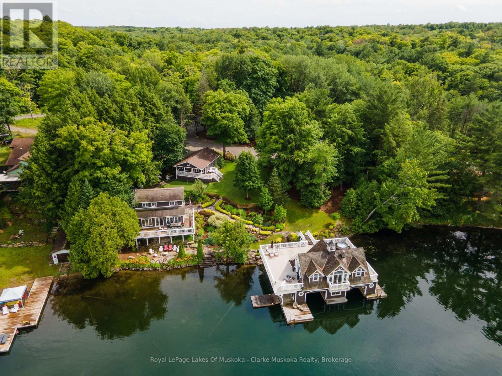 1027 CHOWN ROAD, Muskoka Lakes, Ontario