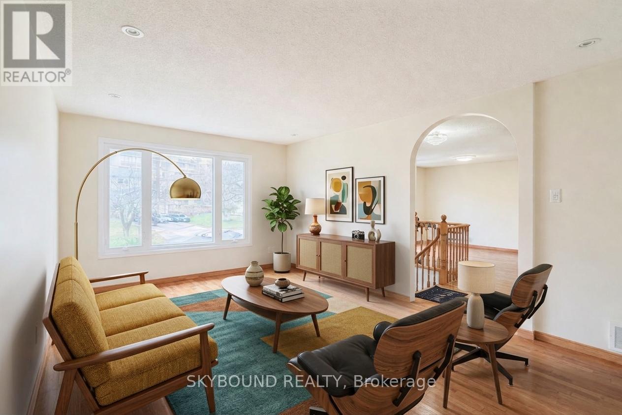 1298 Forest Hill, Oakville, Ontario  L6H 2S4 - Photo 31 - W12974184