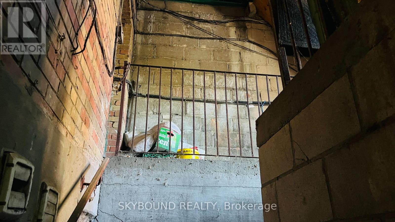 1 - 1772 St Clair Avenue W, Toronto, Ontario  M6N 1J3 - Photo 16 - W12448453