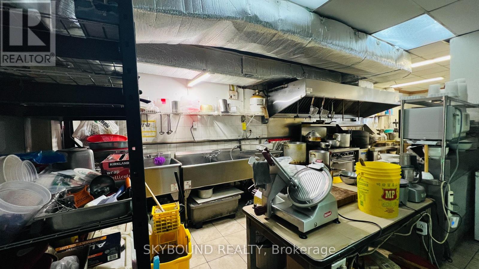 1 - 1772 St Clair Avenue W, Toronto, Ontario  M6N 1J3 - Photo 4 - W12448453