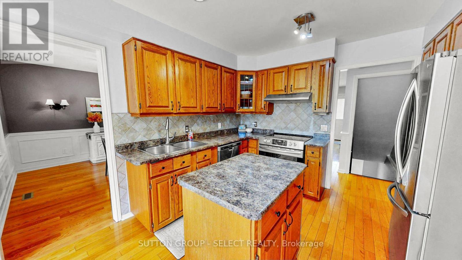 14 Whisperwood Crescent, London South, Ontario  N6K 3Z4 - Photo 12 - X13007320