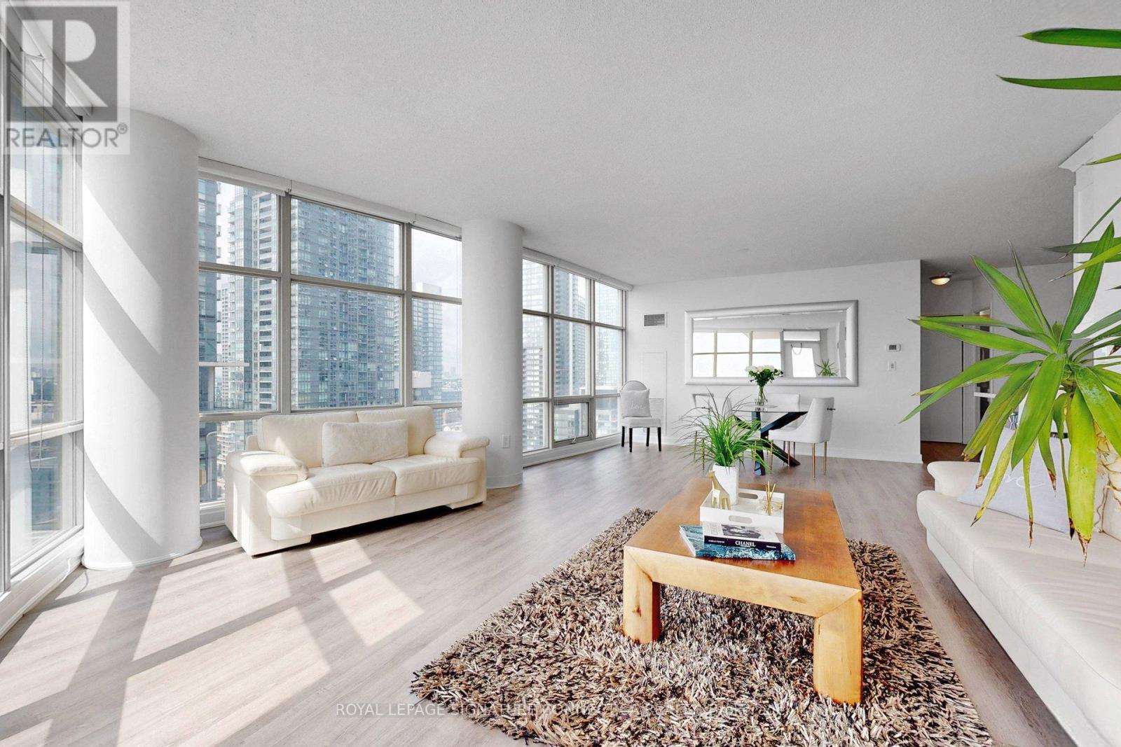 2712 - 35 Mariner Terrace, Toronto, Ontario  M5V 3V9 - Photo 11 - C13007284