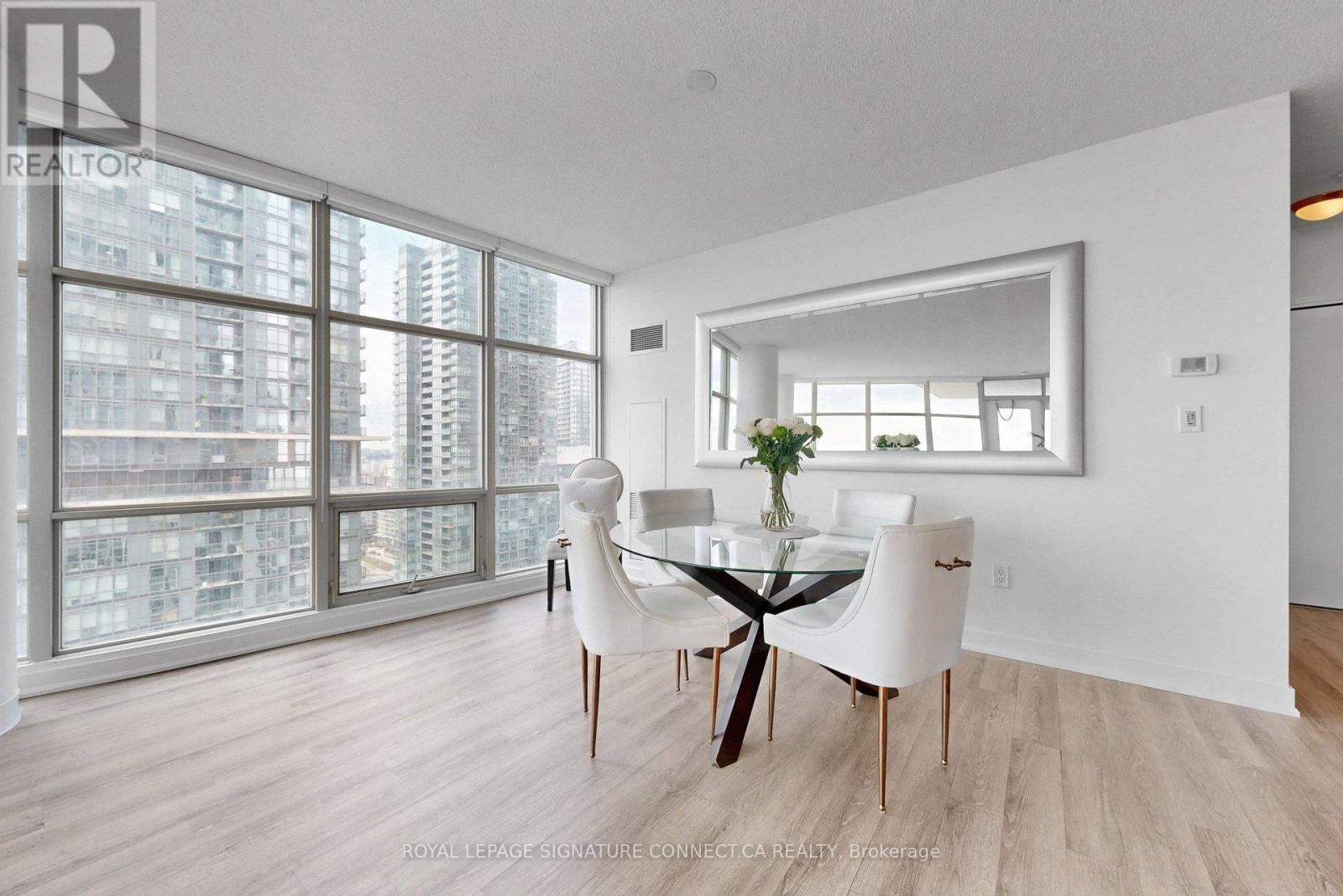 2712 - 35 Mariner Terrace, Toronto, Ontario  M5V 3V9 - Photo 8 - C13007284