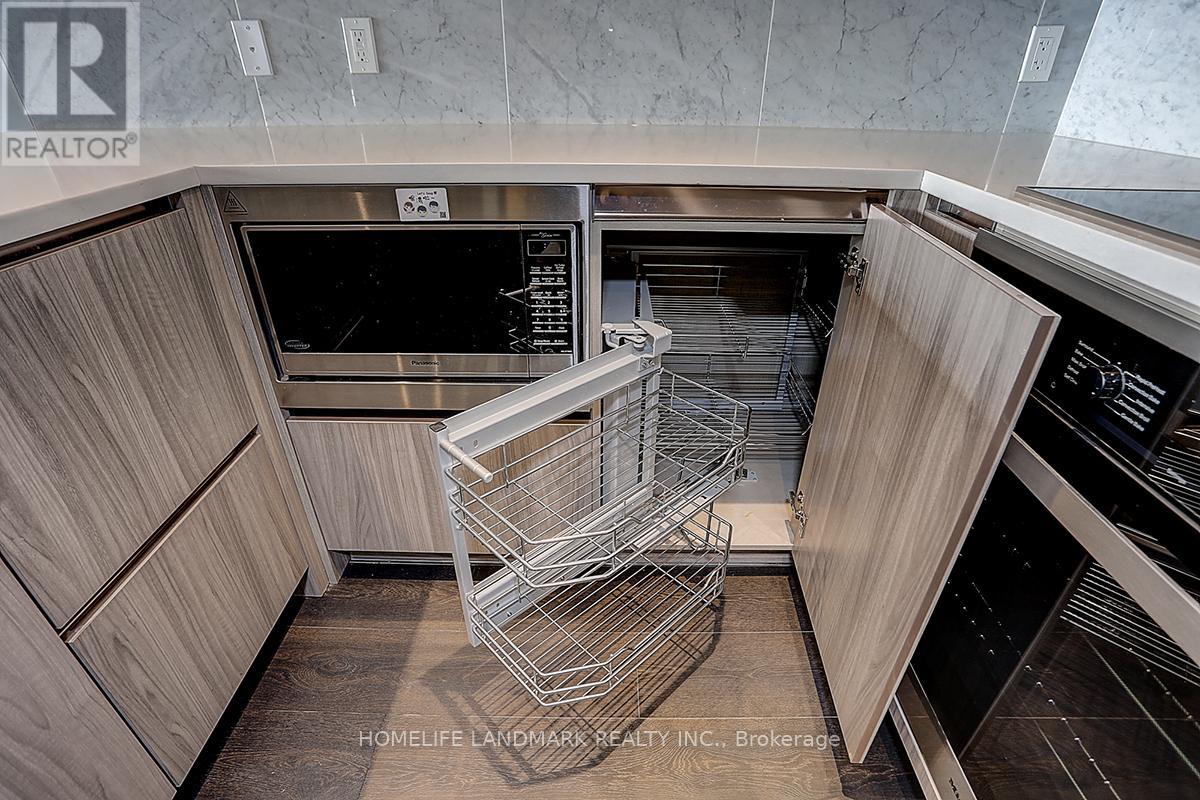 3203 - 95 Mcmahon Drive, Toronto, Ontario  M5K 0H2 - Photo 21 - C13007390