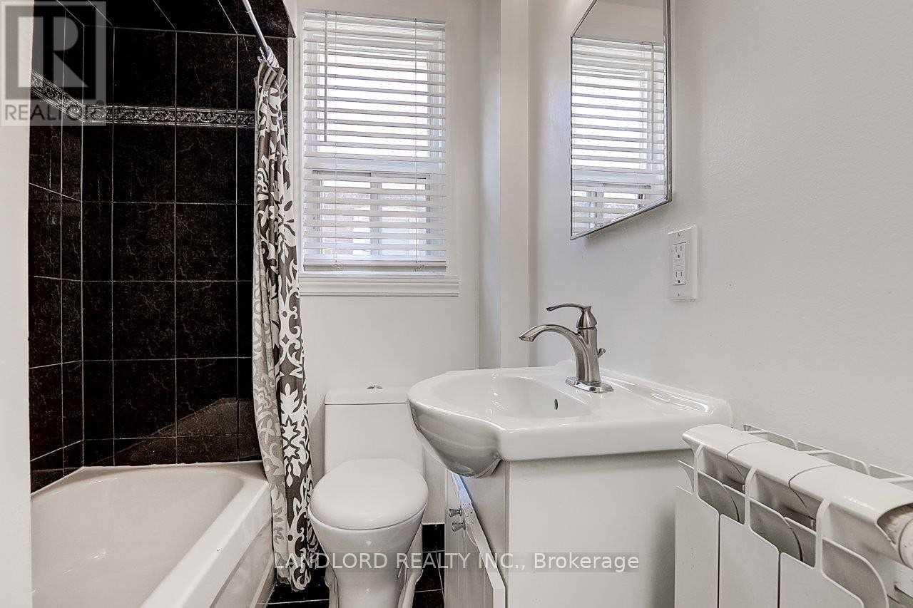 Main Fl - 79 O'connor Drive, Toronto, Ontario  M4K 2K4 - Photo 16 - E13007290