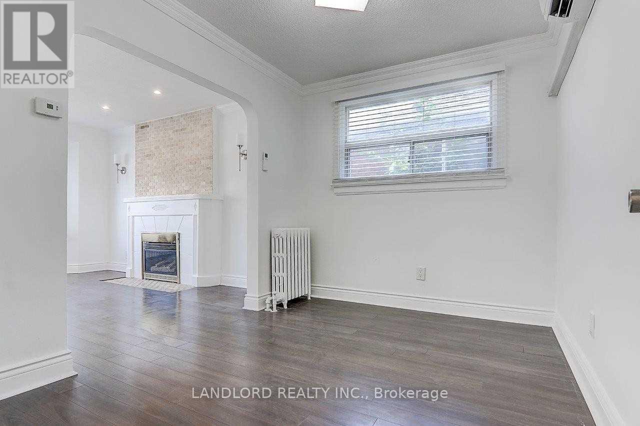 Main Fl - 79 O'connor Drive, Toronto, Ontario  M4K 2K4 - Photo 7 - E13007290