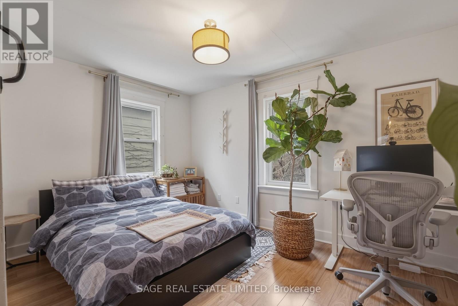 14 Newman Avenue, Toronto, Ontario  M4C 5A4 - Photo 13 - E13007310