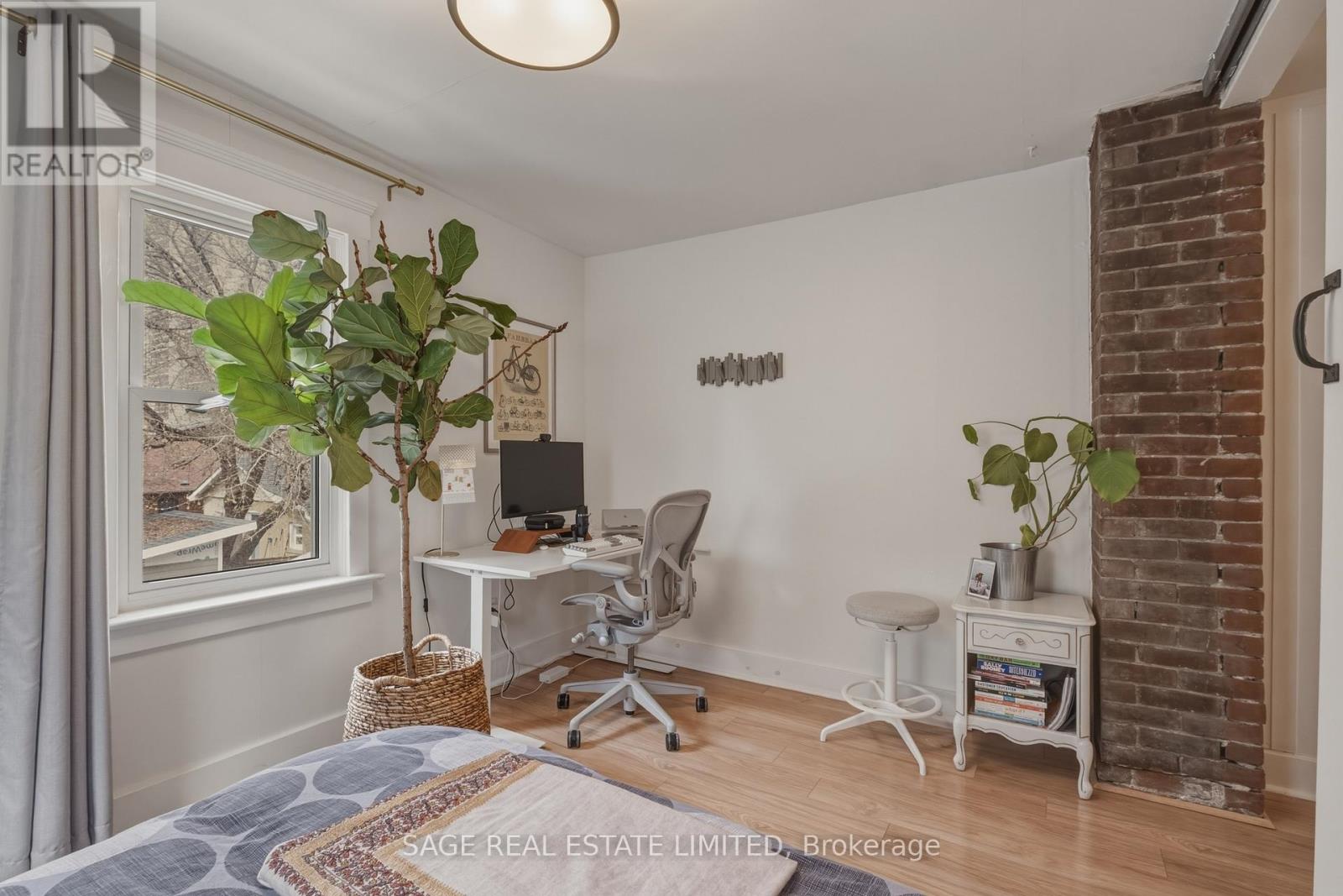 14 Newman Avenue, Toronto, Ontario  M4C 5A4 - Photo 17 - E13007310