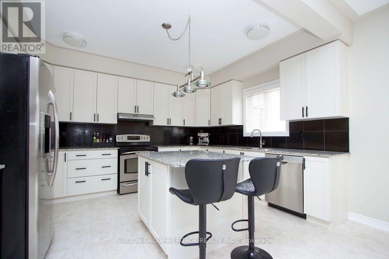 62 Abbyview Drive, Whitby, Ontario  L1P 0A5 - Photo 11 - E13007404