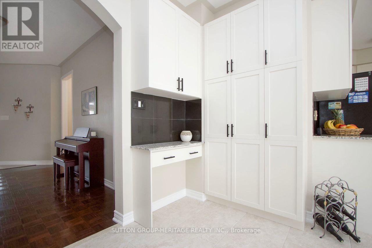 62 Abbyview Drive, Whitby, Ontario  L1P 0A5 - Photo 20 - E13007404