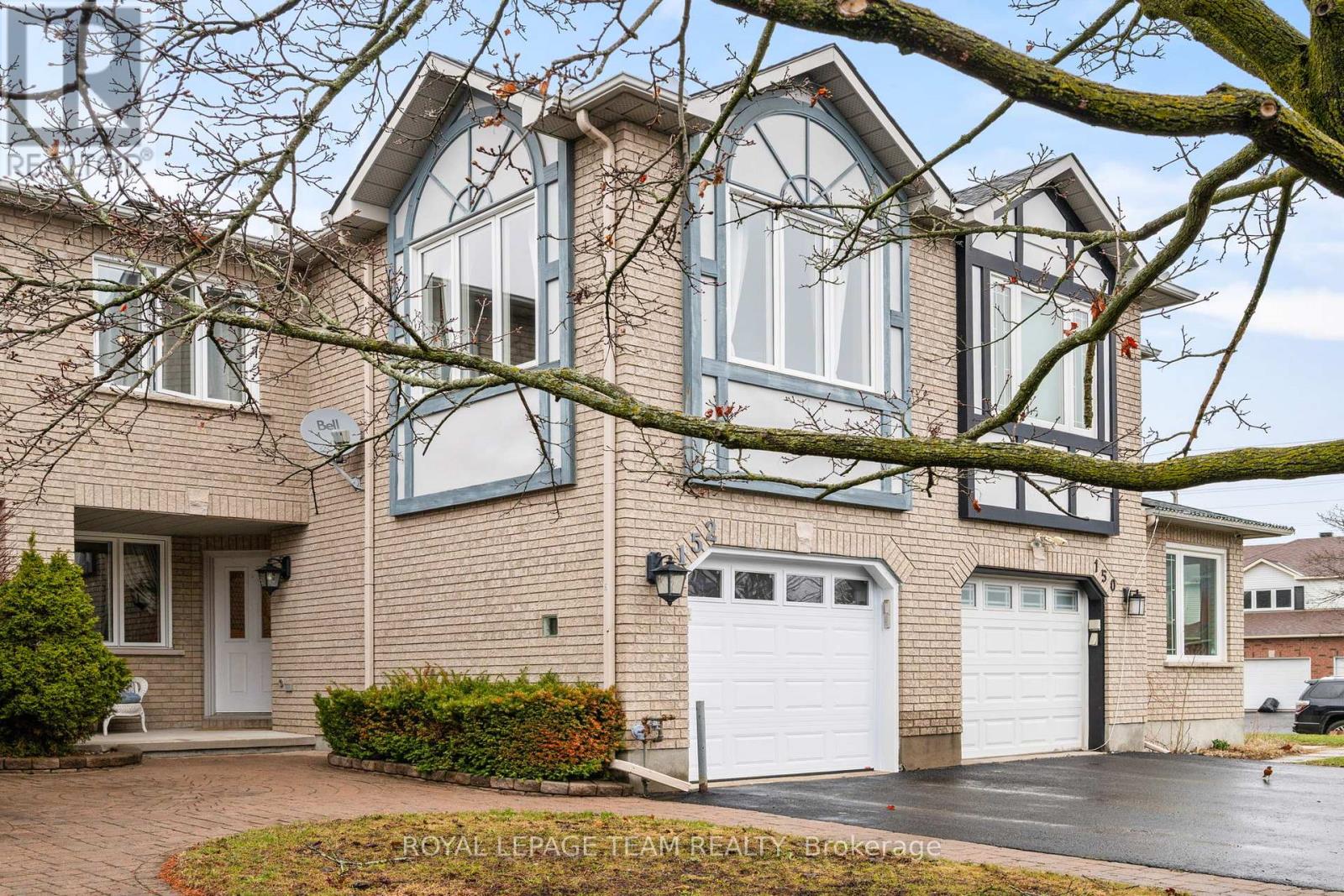 152 Hunterswood Crescent, Ottawa, Ontario  K1G 5W1 - Photo 2 - X13007396