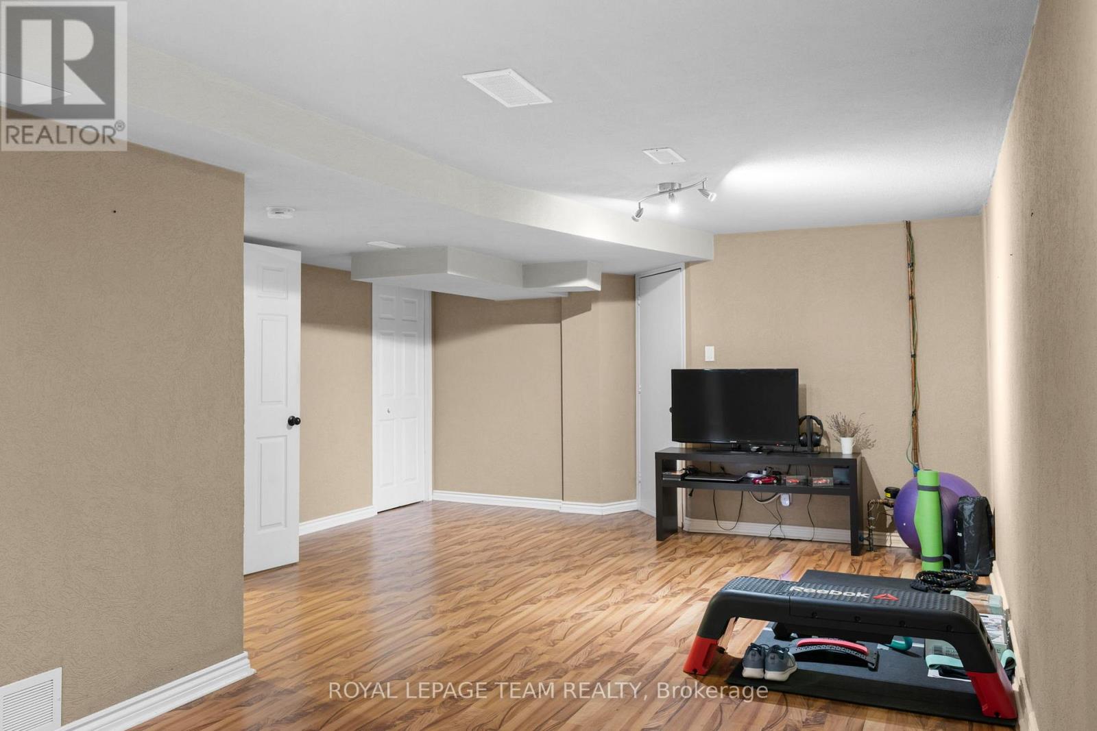 152 Hunterswood Crescent, Ottawa, Ontario  K1G 5W1 - Photo 34 - X13007396