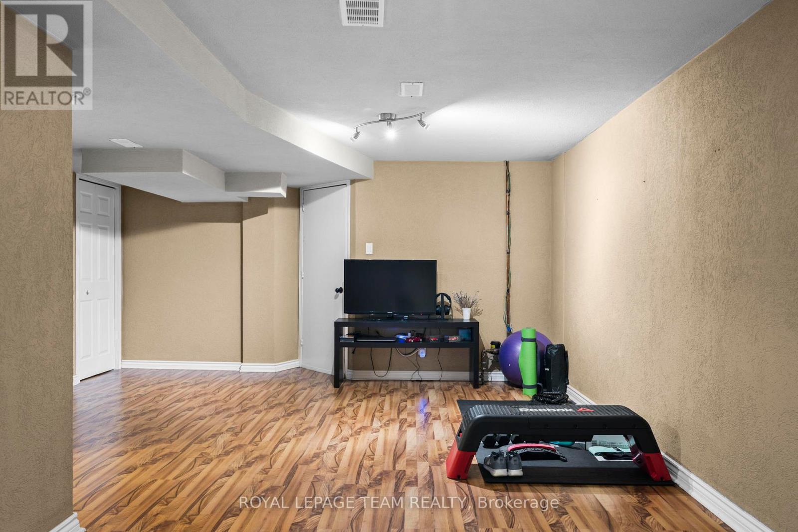 152 Hunterswood Crescent, Ottawa, Ontario  K1G 5W1 - Photo 35 - X13007396