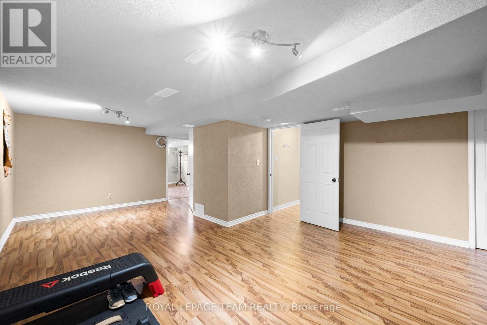 152 Hunterswood Crescent, Ottawa, Ontario  K1G 5W1 - Photo 36 - X13007396