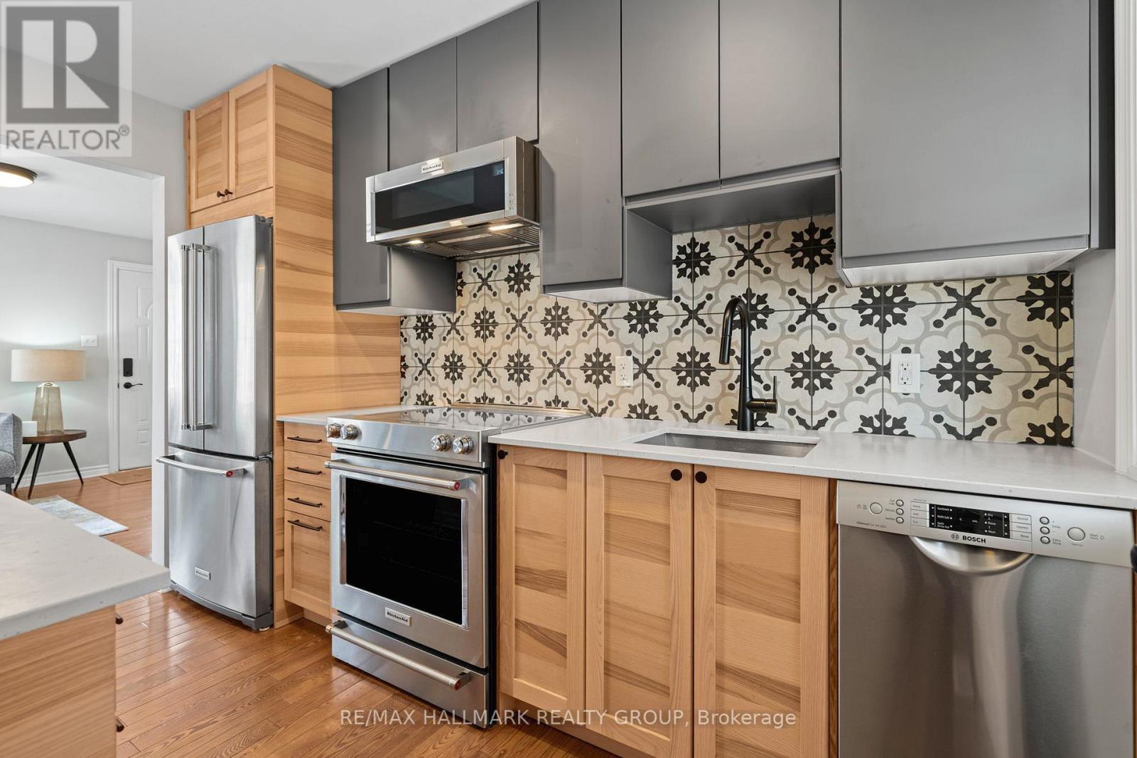 924 Fisher Avenue, Ottawa, Ontario  K1Z 6P4 - Photo 14 - X13007444