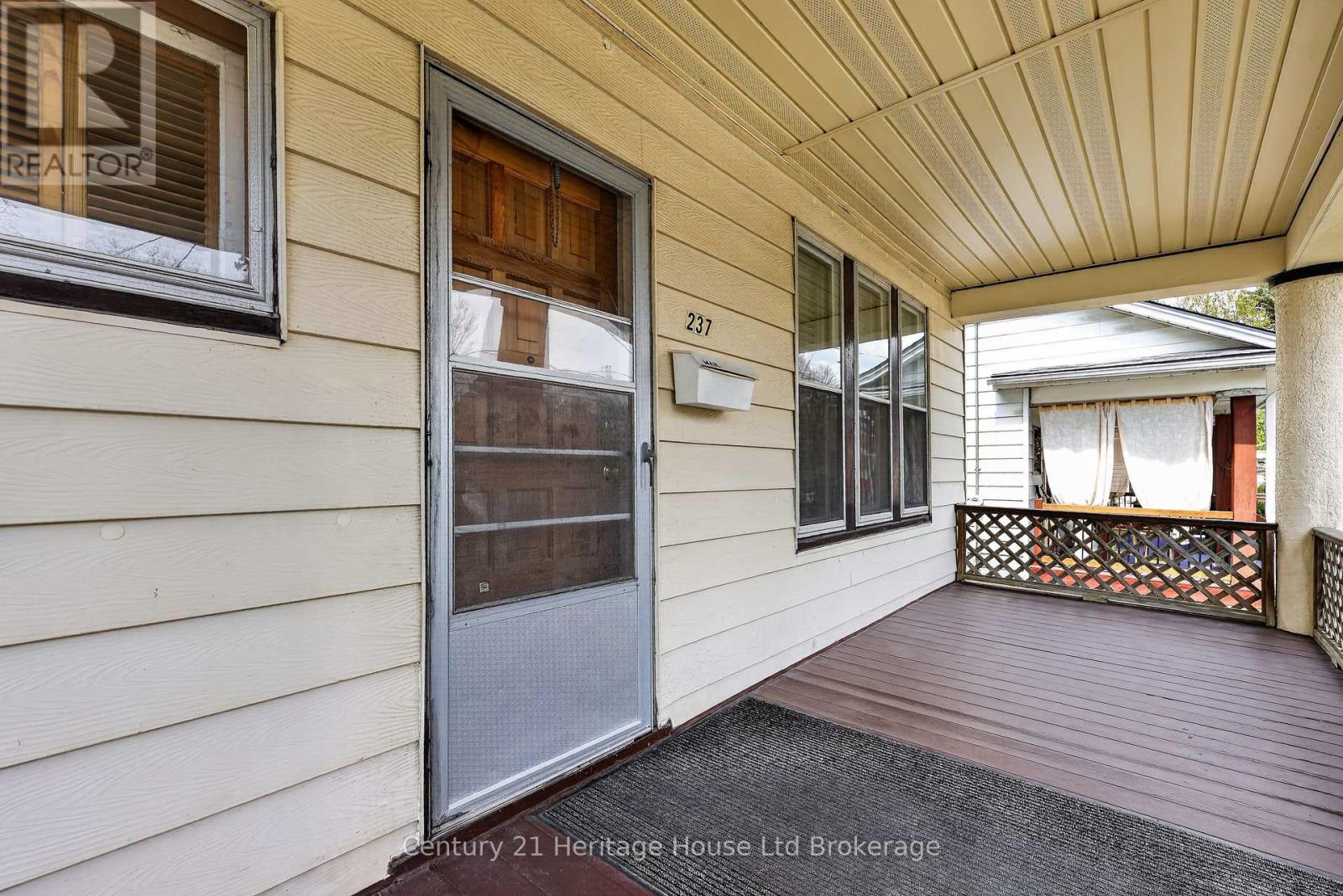 237 Delatre Street, Woodstock, Ontario  N4S 6C6 - Photo 5 - X13007298