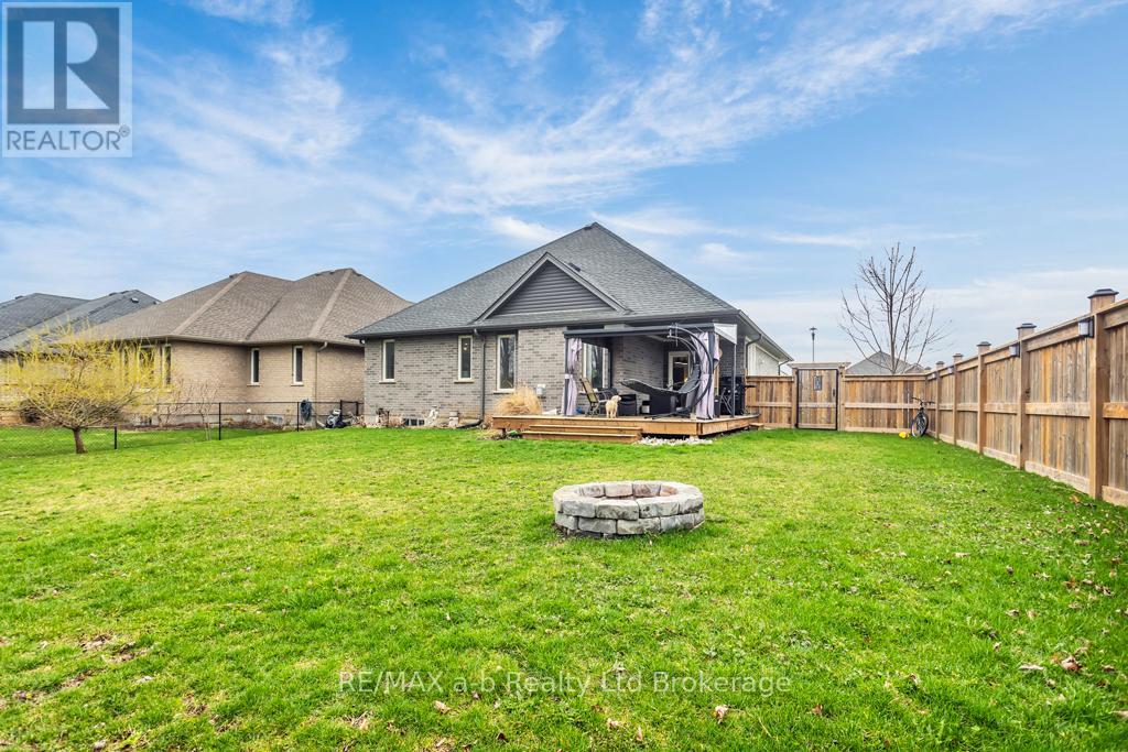 241 Wilson Avenue, Tillsonburg, Ontario  N4G 0H4 - Photo 5 - X13007412