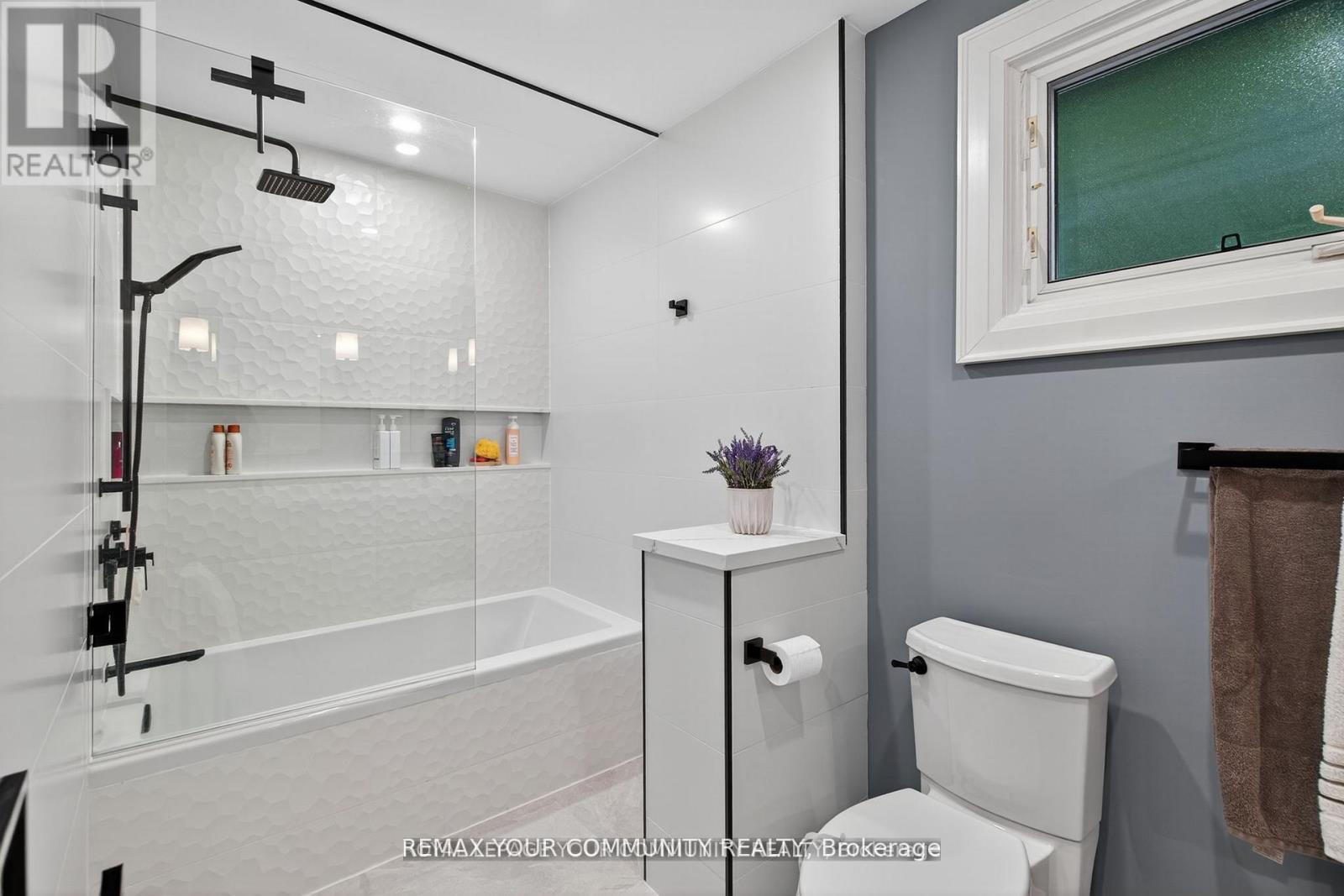 105 Orchard Heights Boulevard, Aurora, Ontario  L4G 2Z8 - Photo 15 - N13007296