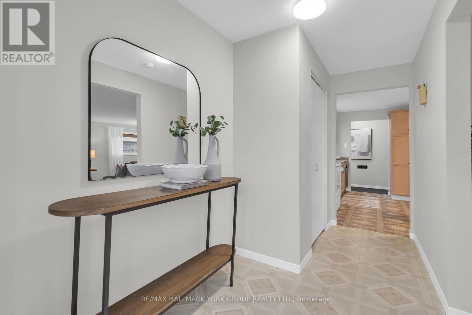 67 Devins Drive, Aurora, Ontario  L4G 2Z5 - Photo 4 - N13007338