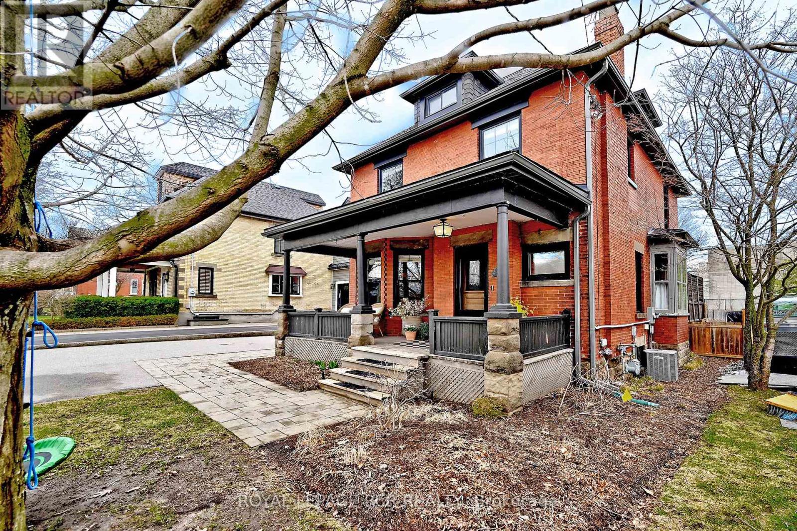 58 Tyler Street, Aurora, Ontario  L4G 2N2 - Photo 3 - N13007346