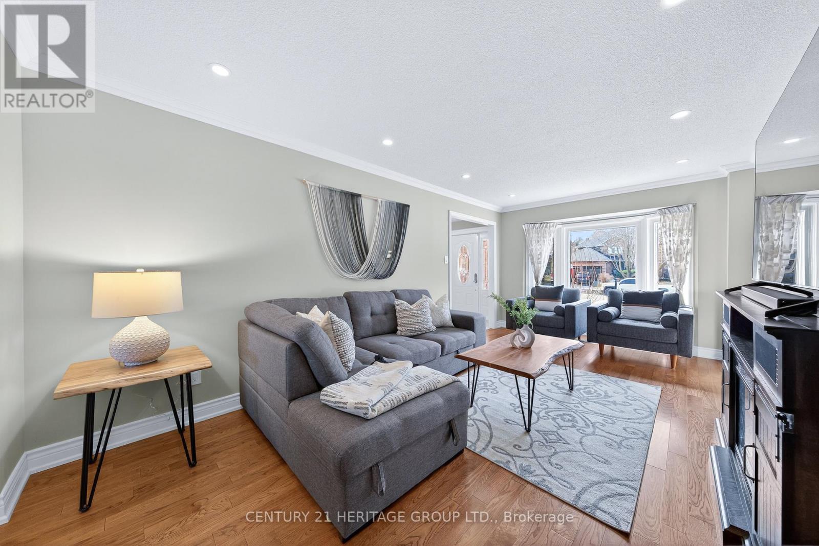 483 Alex Doner Drive, Newmarket, Ontario  L3X 1C3 - Photo 7 - N13007366