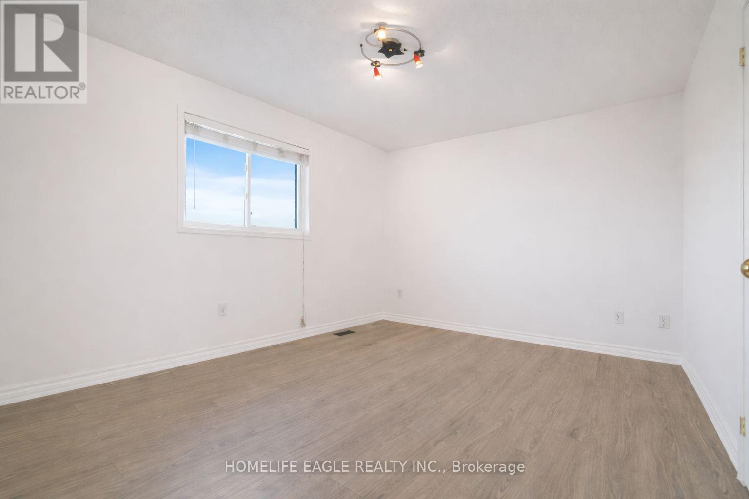 1923 Romina Court, Innisfil, Ontario  L9S 4X9 - Photo 18 - N13007392